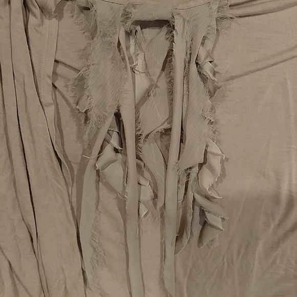 Cream Top - Picture 3 of 5